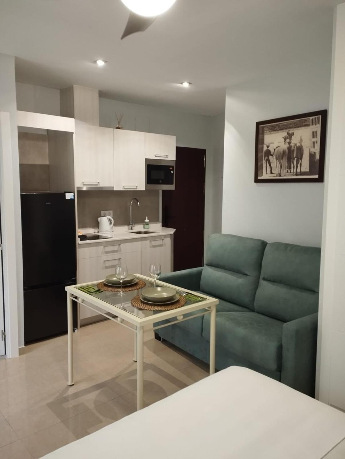 Apartamento La Fuente 27 Tomares Exteriér fotografie